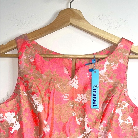 Minuet Petite Floral Pink and Beige Dress - Picture 5 of 6